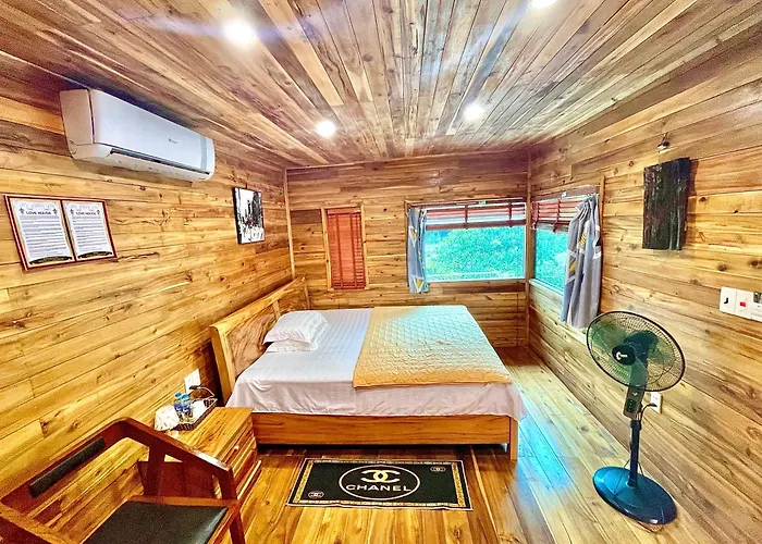 Cat Ba Love House